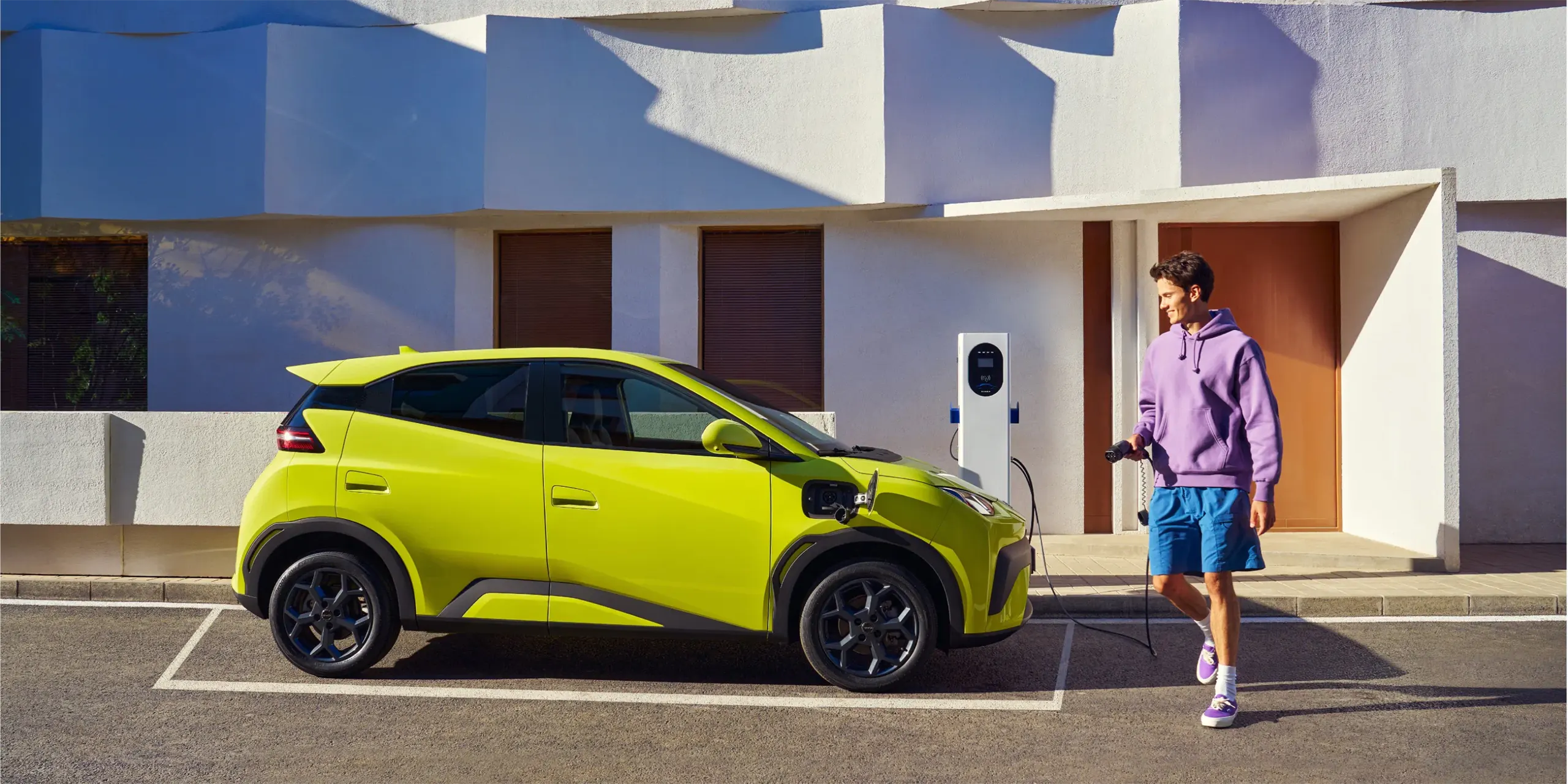 byd dolphin surf charging 01 l